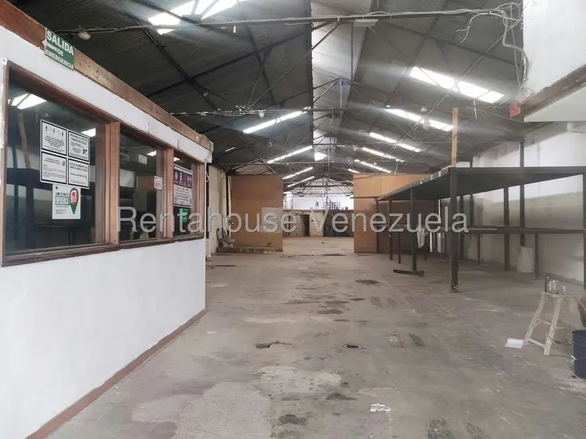 Galpon - Deposito en Alquiler en Puente Hierro, Distrito Metropolitano - 5