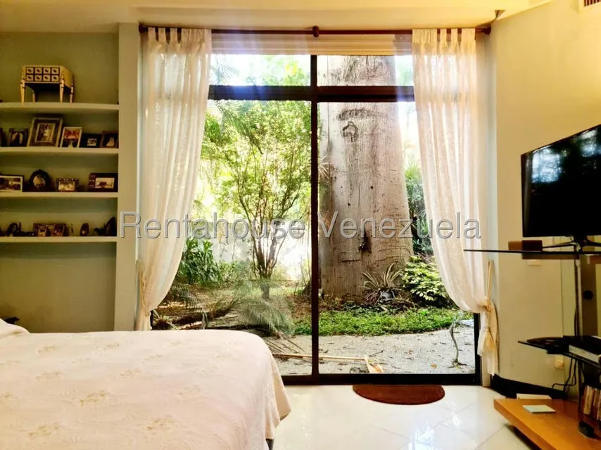Apartamento (Planta Baja) en Venta en Altamira, Distrito Metropolitano - 24