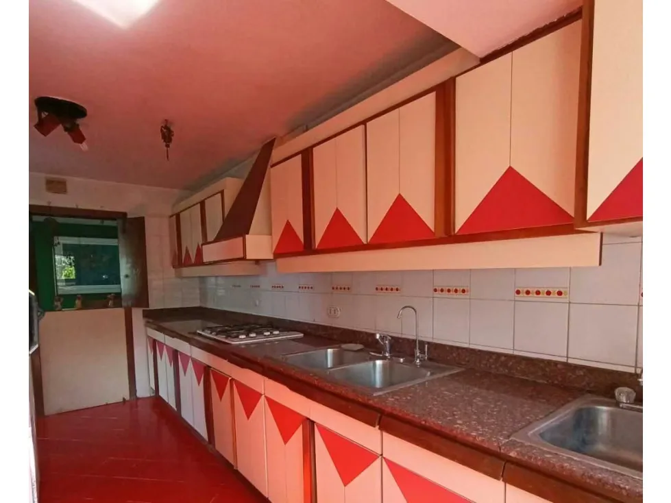 Vendo apartamento 150m2 Urb. Miranda 0669 - 21