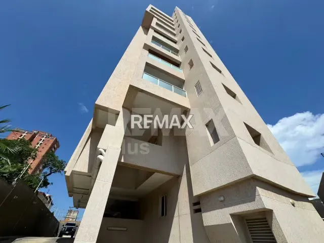 Venta de Apartamento , Edificio Stephanie Doriana , sector indio Mara