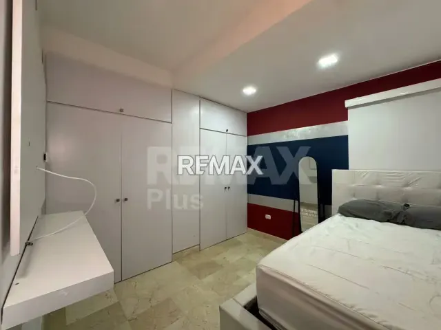 Venta de Apartamento , Edificio Stephanie Doriana , sector indio Mara - 18