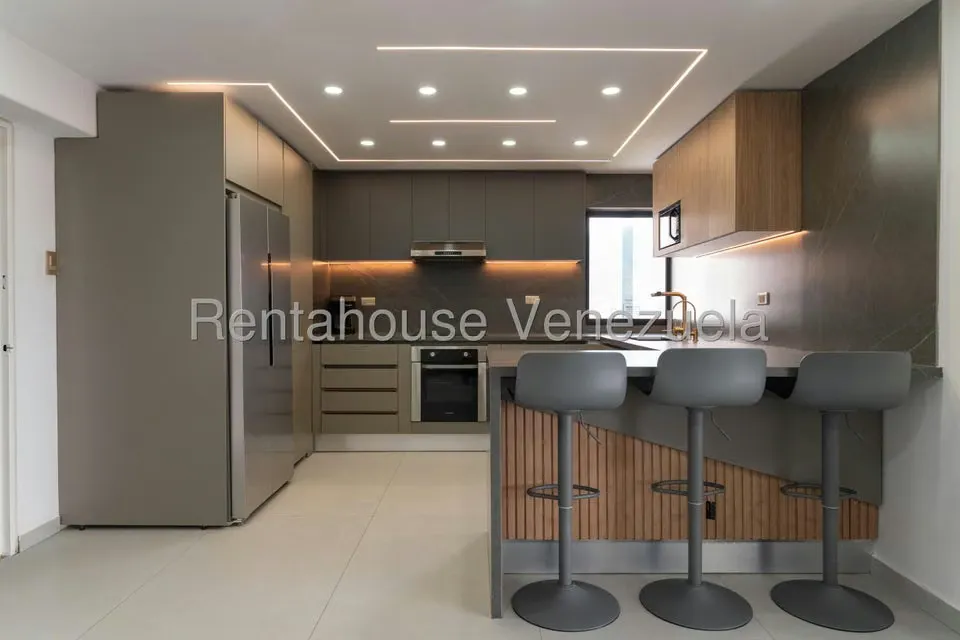 Apartamento (1 Nivel) en Venta en Colinas de Bello Monte, Distrito Metropolitano - 11