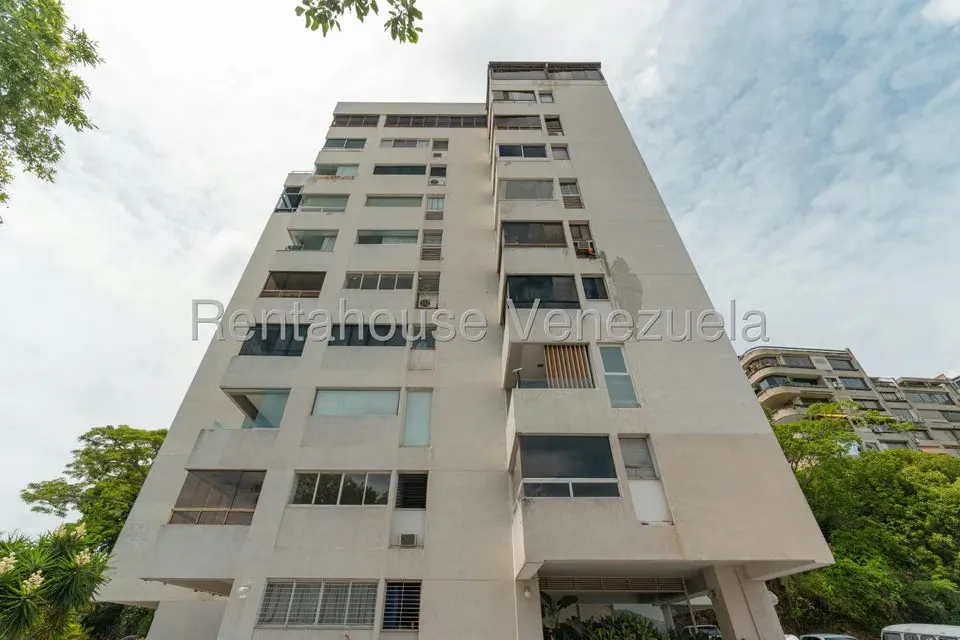 Apartamento (1 Nivel) en Venta en Colinas de Bello Monte, Distrito Metropolitano - 2