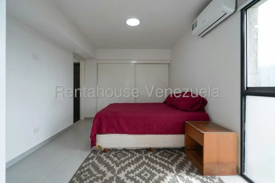 Apartamento (1 Nivel) en Venta en Colinas de Bello Monte, Distrito Metropolitano - 23