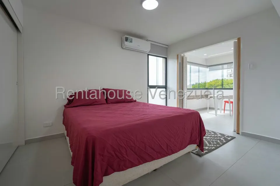 Apartamento (1 Nivel) en Venta en Colinas de Bello Monte, Distrito Metropolitano - 24