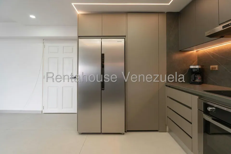 Apartamento (1 Nivel) en Venta en Colinas de Bello Monte, Distrito Metropolitano - 6