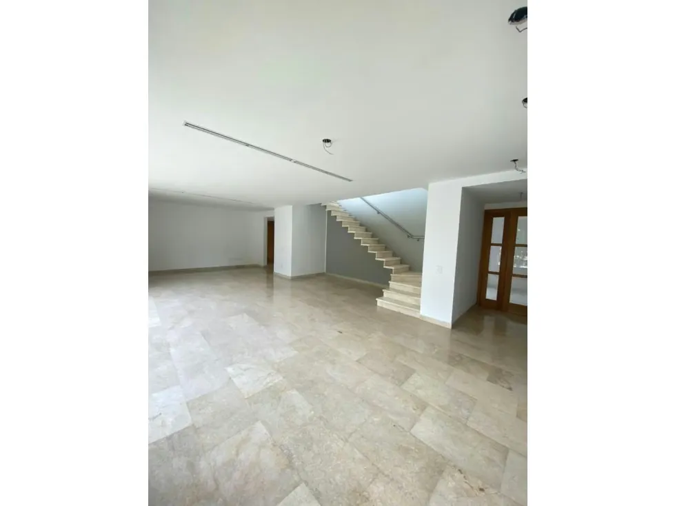 EDIFICIO RESIDENCIAL EN VENTA - URB. LA CASTELLANA - 16