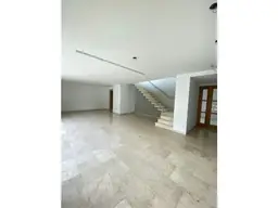 Vista 16