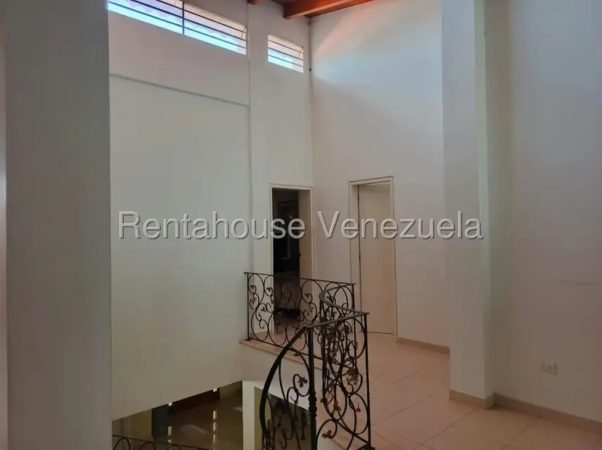 Casa (1 Nivel) en Venta en Colinas de Bello Monte, Distrito Metropolitano - 32