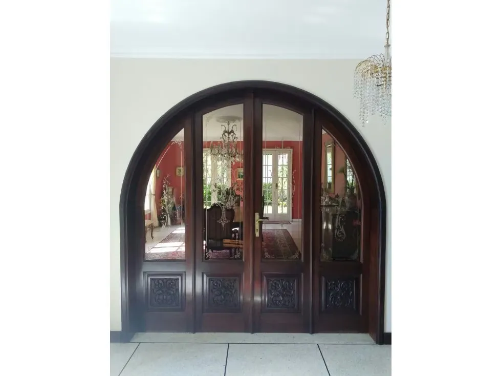 Espectacular casa en La Trinidad - 2