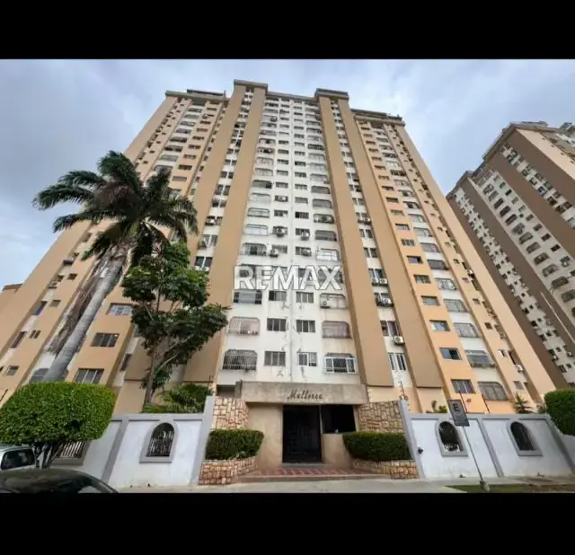 Venta de apartamento actualizado en excelente ubicación