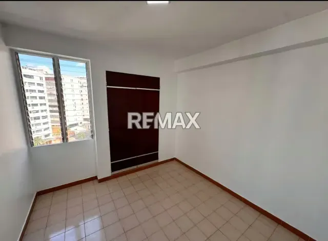 Venta de apartamento actualizado en excelente ubicación - 8