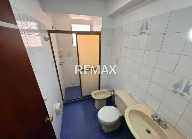 Venta de apartamento actualizado en excelente ubicación - 10