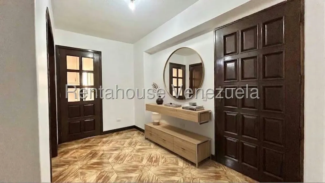 Apartamento (1 Nivel) en Venta en Lomas del Avila, Distrito Metropolitano - 3