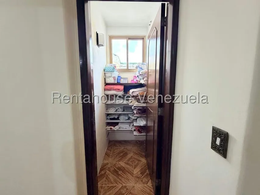 Apartamento (1 Nivel) en Venta en Lomas del Avila, Distrito Metropolitano - 25