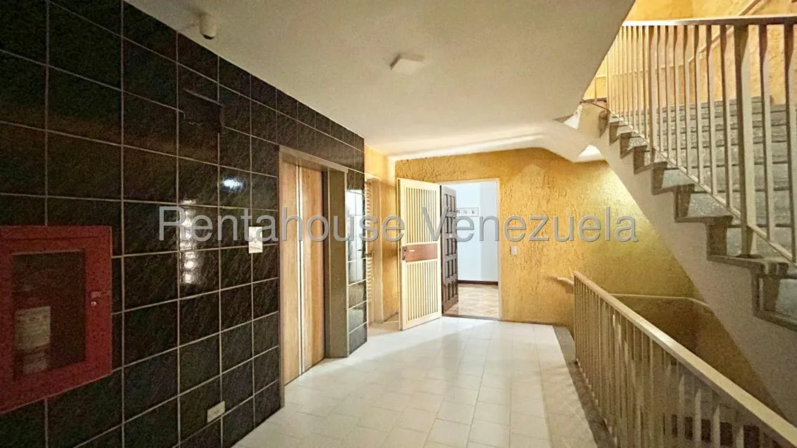 Apartamento (1 Nivel) en Venta en Lomas del Avila, Distrito Metropolitano - 44