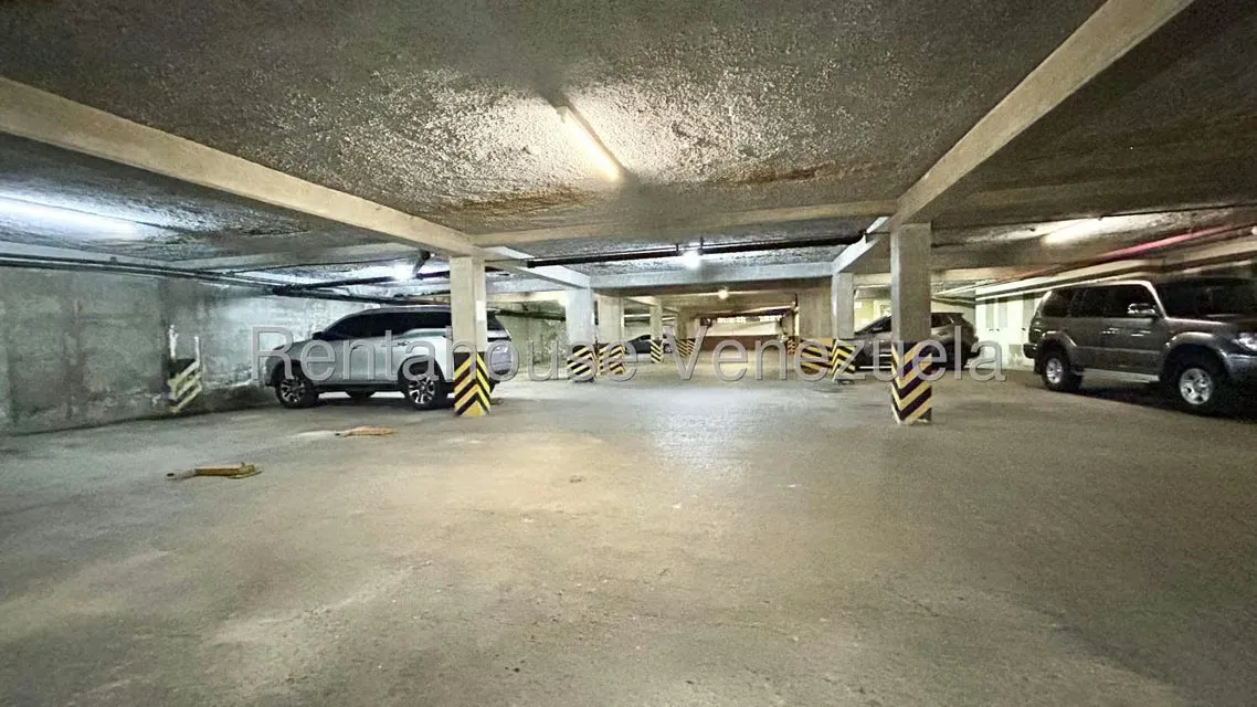 Apartamento (1 Nivel) en Venta en Lomas del Avila, Distrito Metropolitano - 45