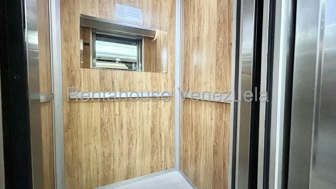 Apartamento (1 Nivel) en Venta en Lomas del Avila, Distrito Metropolitano - 49