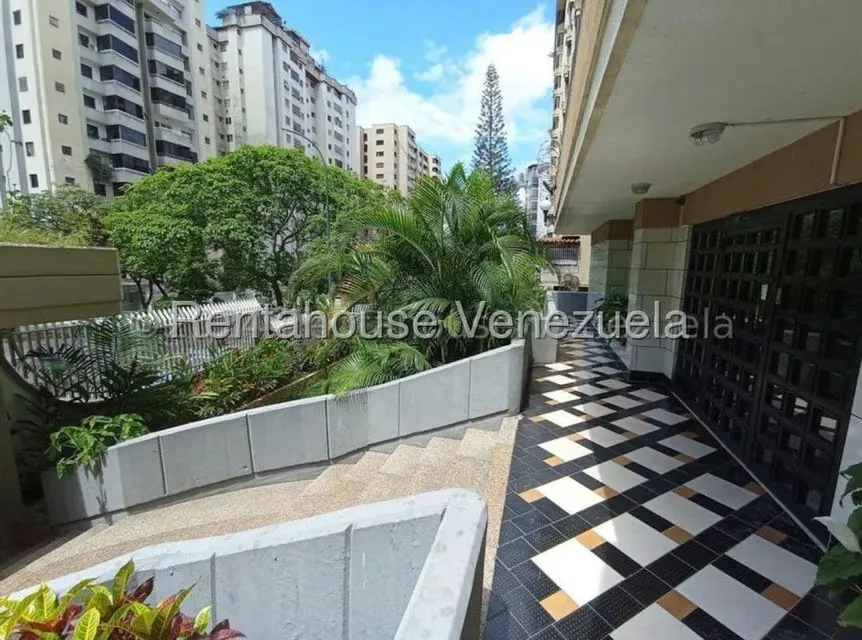 Apartamento (1 Nivel) en Venta en Lomas del Avila, Distrito Metropolitano - 50