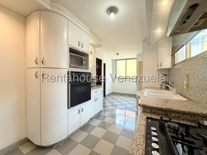 Apartamento (1 Nivel) en Venta en Lomas del Avila, Distrito Metropolitano - 10