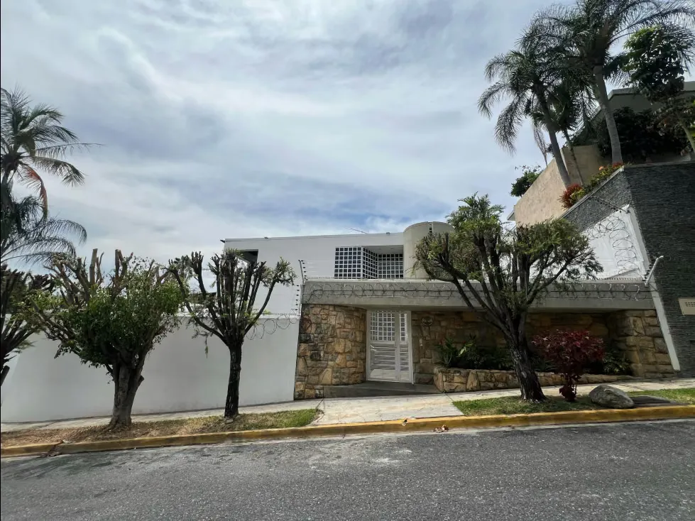 Se vende casa 1000m² 3h+1s/3b+1s/10e Country Club - 19
