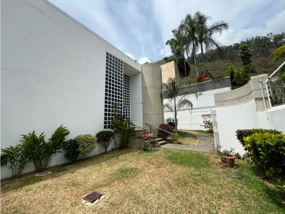 Se vende casa 1000m² 3h+1s/3b+1s/10e Country Club - 3