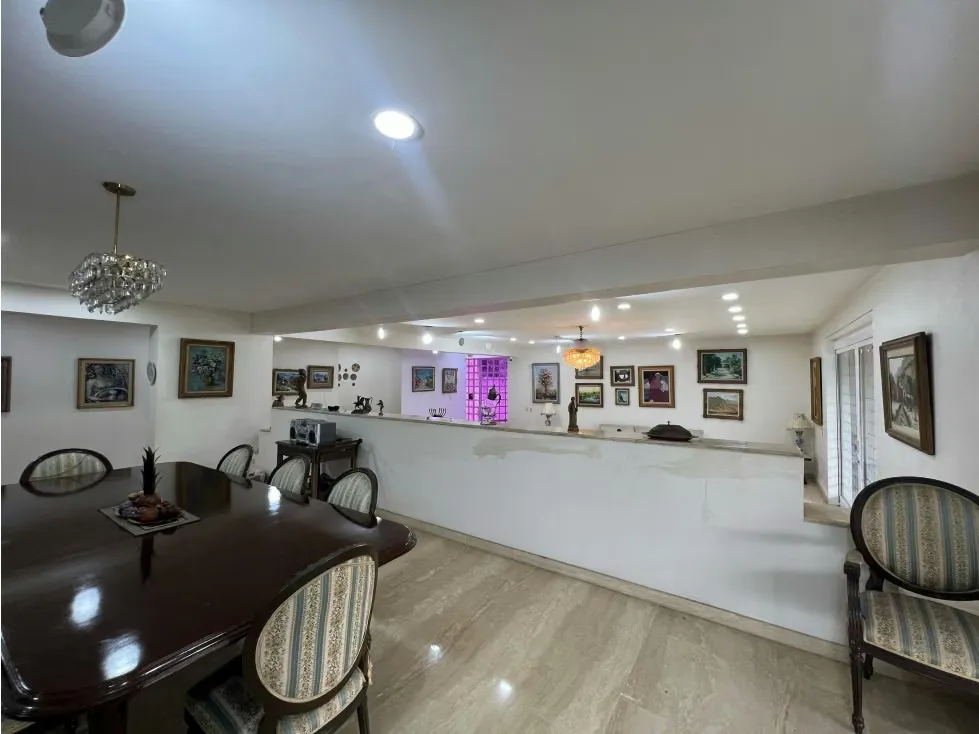 Se vende casa 1000m² 3h+1s/3b+1s/10e Country Club - 7