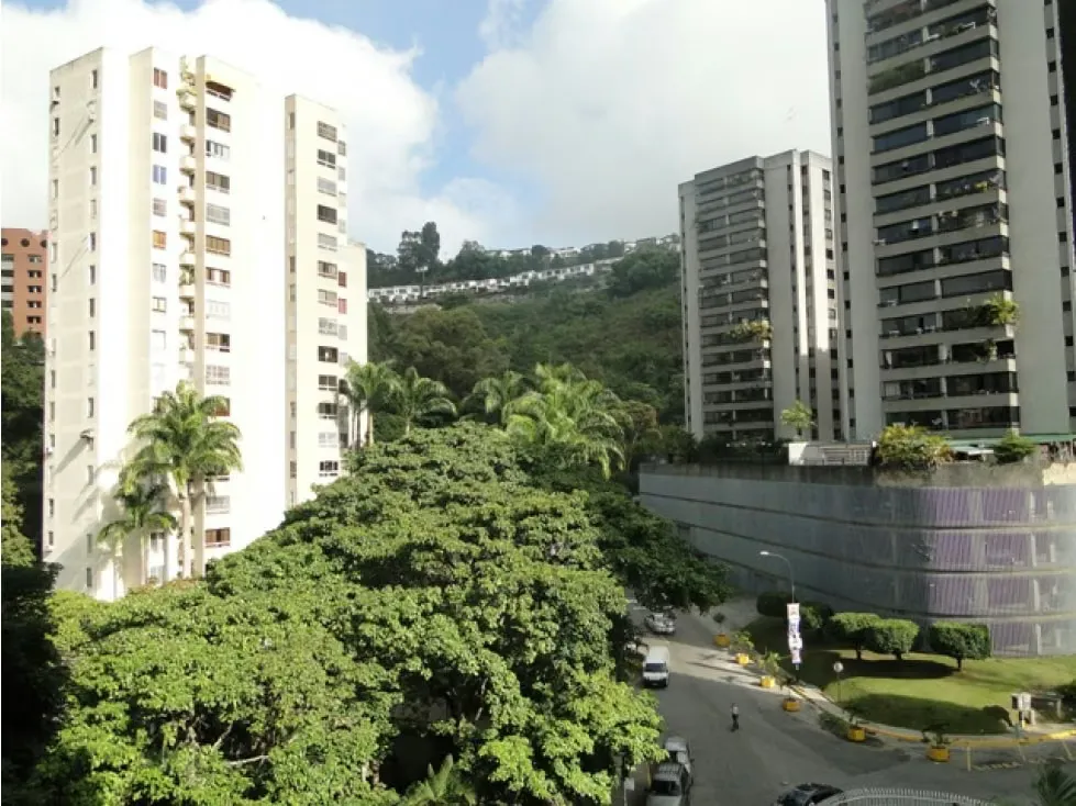 VENTA APTO 126m2 4H/3B/2E, MALETERO URB El Cigarral 3152 - 2