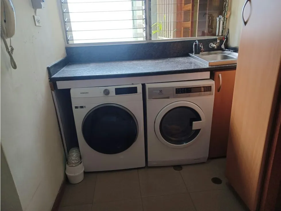 VENTA APTO 126m2 4H/3B/2E, MALETERO URB El Cigarral 3152 - 11