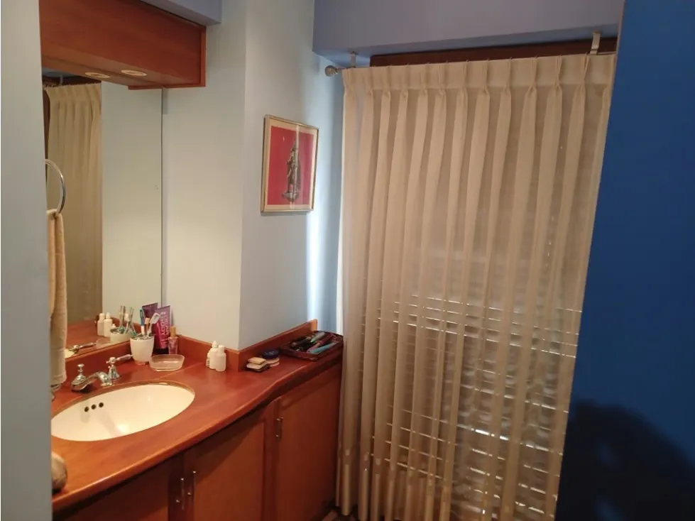 VENTA APTO 126m2 4H/3B/2E, MALETERO URB El Cigarral 3152 - 25