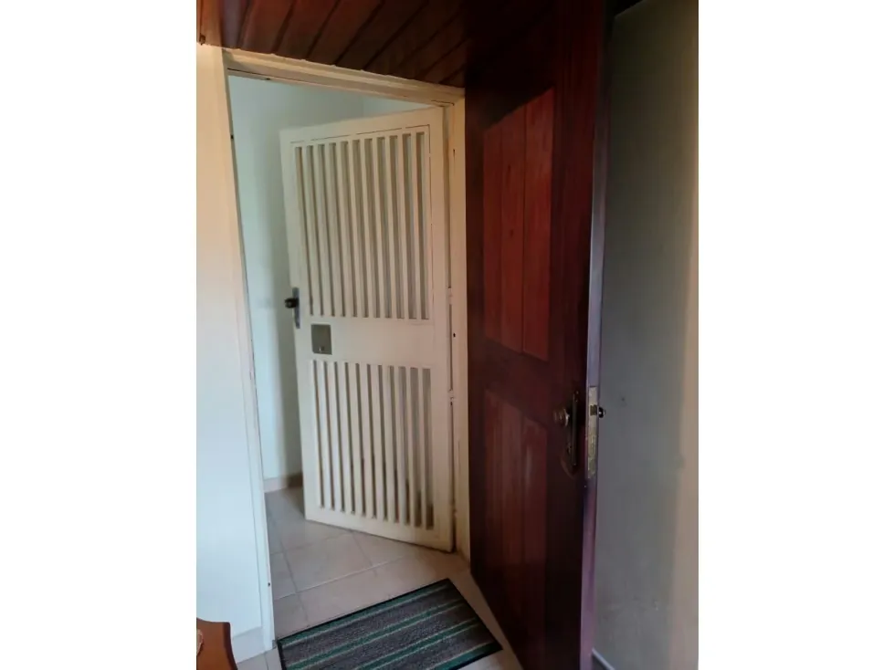 VENTA APTO 126m2 4H/3B/2E, MALETERO URB El Cigarral 3152 - 29