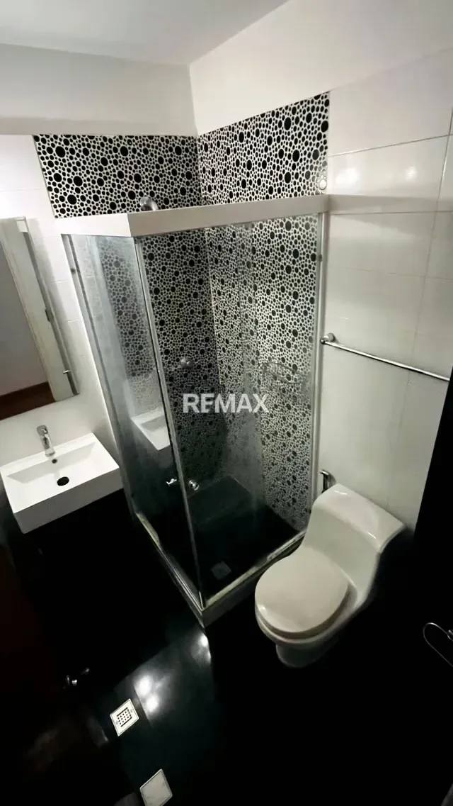 SE ALQUILA EXCELENTE APARTAMENTO UBICADO EN BOLEITA - 18