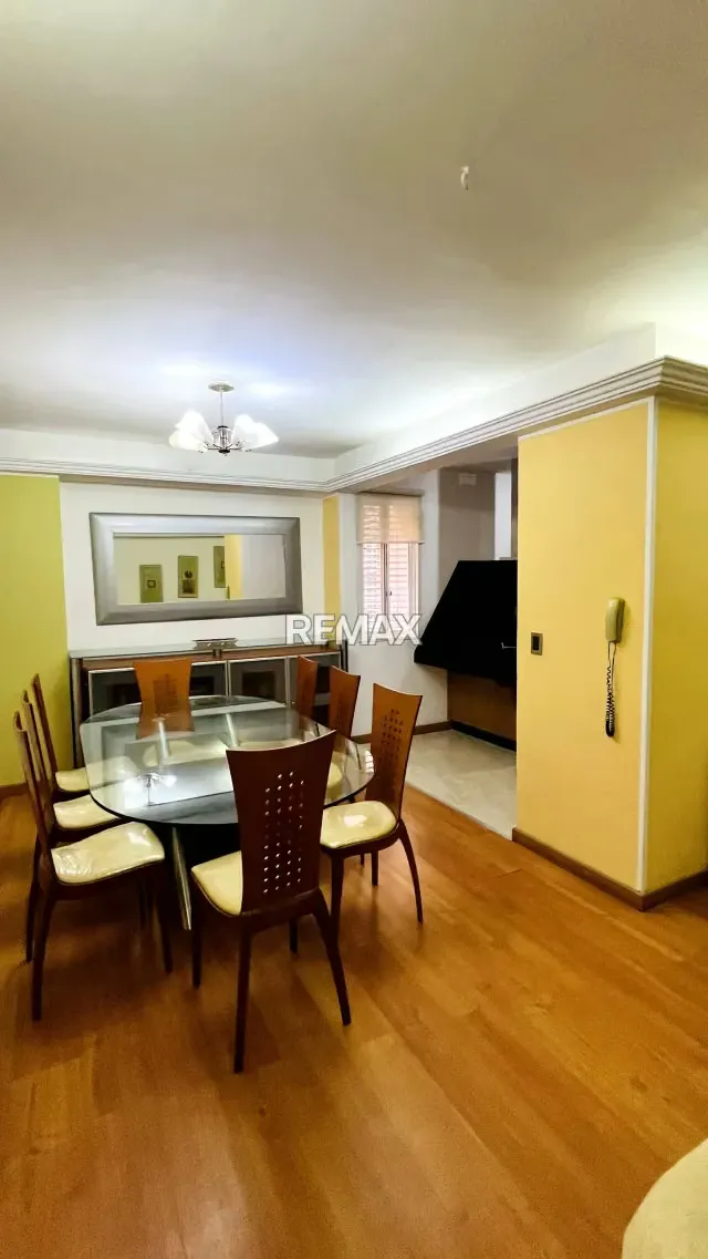 SE ALQUILA EXCELENTE APARTAMENTO UBICADO EN BOLEITA - 5