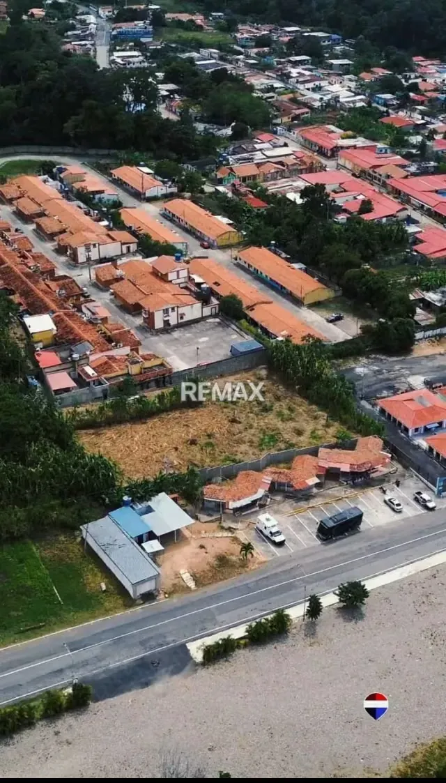 Se vende lote de terreno ubicado en Isnotú - 5
