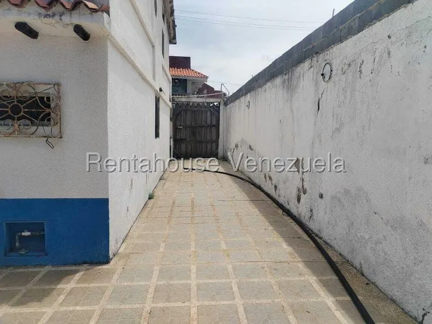 Comercial (Posada) en Venta en Playa Sur, Falcon - 111
