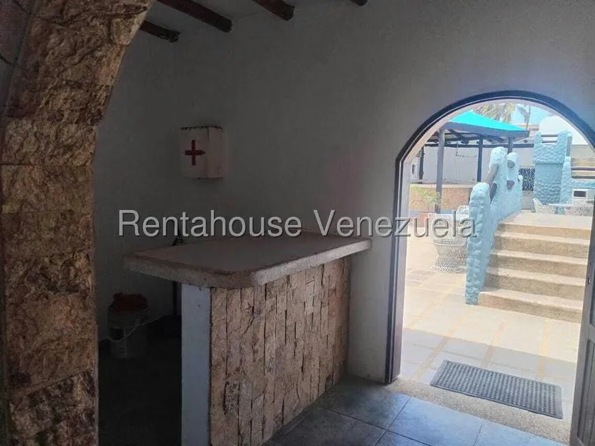 Comercial (Posada) en Venta en Playa Sur, Falcon - 113