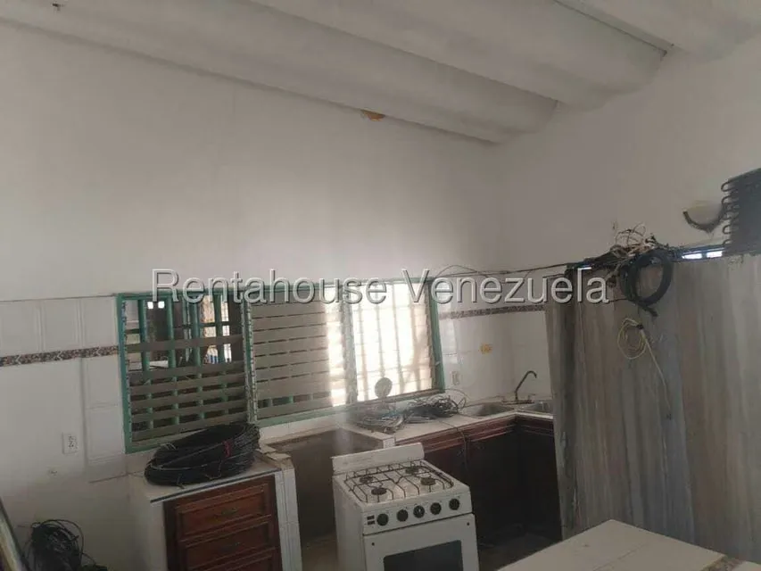 Comercial (Posada) en Venta en Playa Sur, Falcon - 126