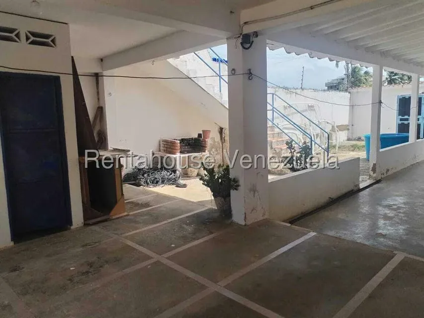 Comercial (Posada) en Venta en Playa Sur, Falcon - 129