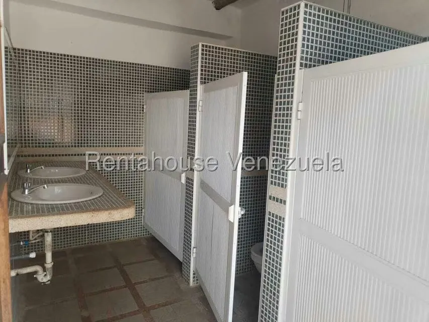 Comercial (Posada) en Venta en Playa Sur, Falcon - 40
