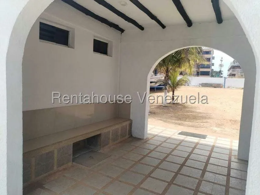 Comercial (Posada) en Venta en Playa Sur, Falcon - 57