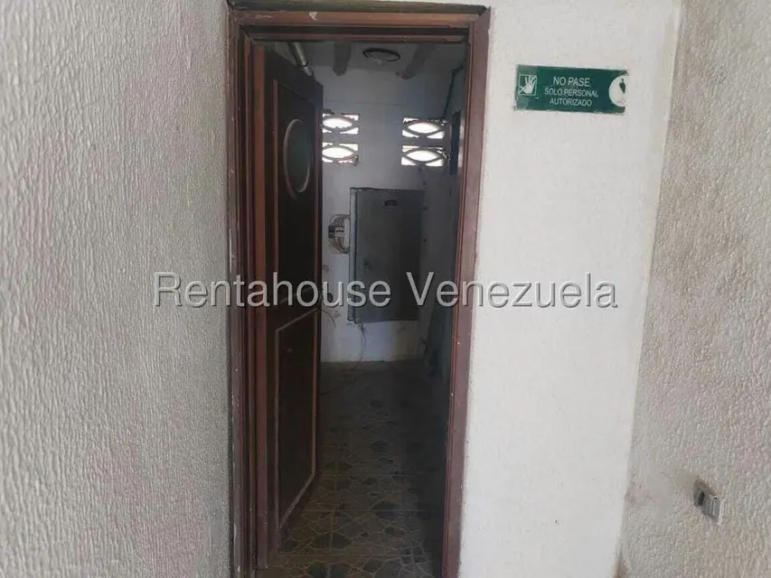 Comercial (Posada) en Venta en Playa Sur, Falcon - 89