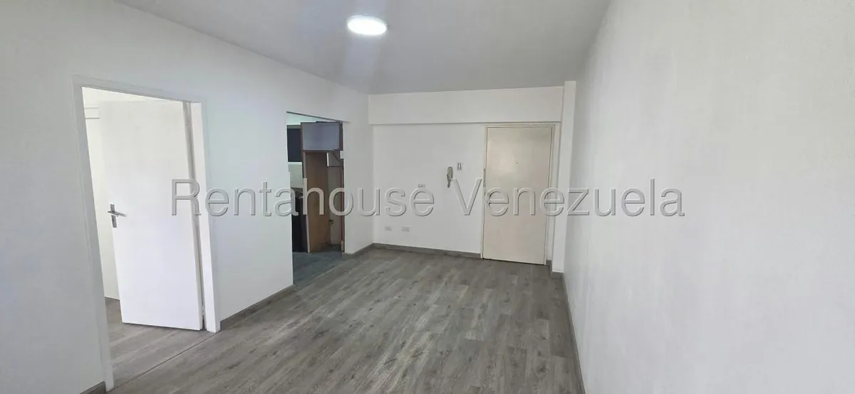 Apartamento (1 Nivel) en Alquiler en Altamira Sur, Distrito Metropolitano - 5
