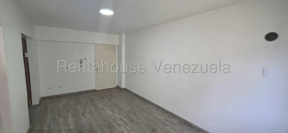 Apartamento (1 Nivel) en Alquiler en Altamira Sur, Distrito Metropolitano - 6