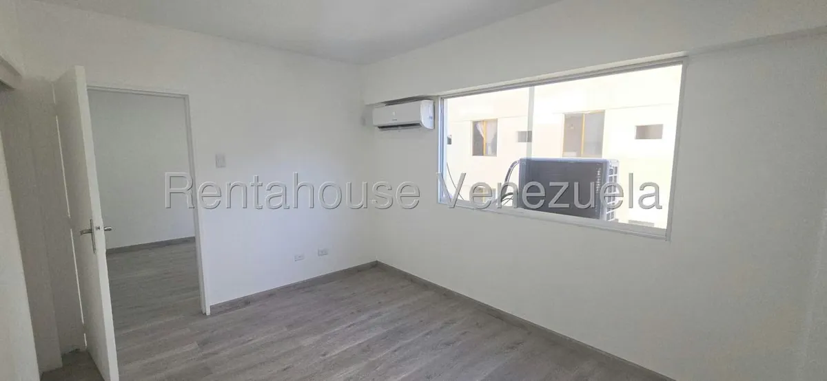 Apartamento (1 Nivel) en Alquiler en Altamira Sur, Distrito Metropolitano - 10