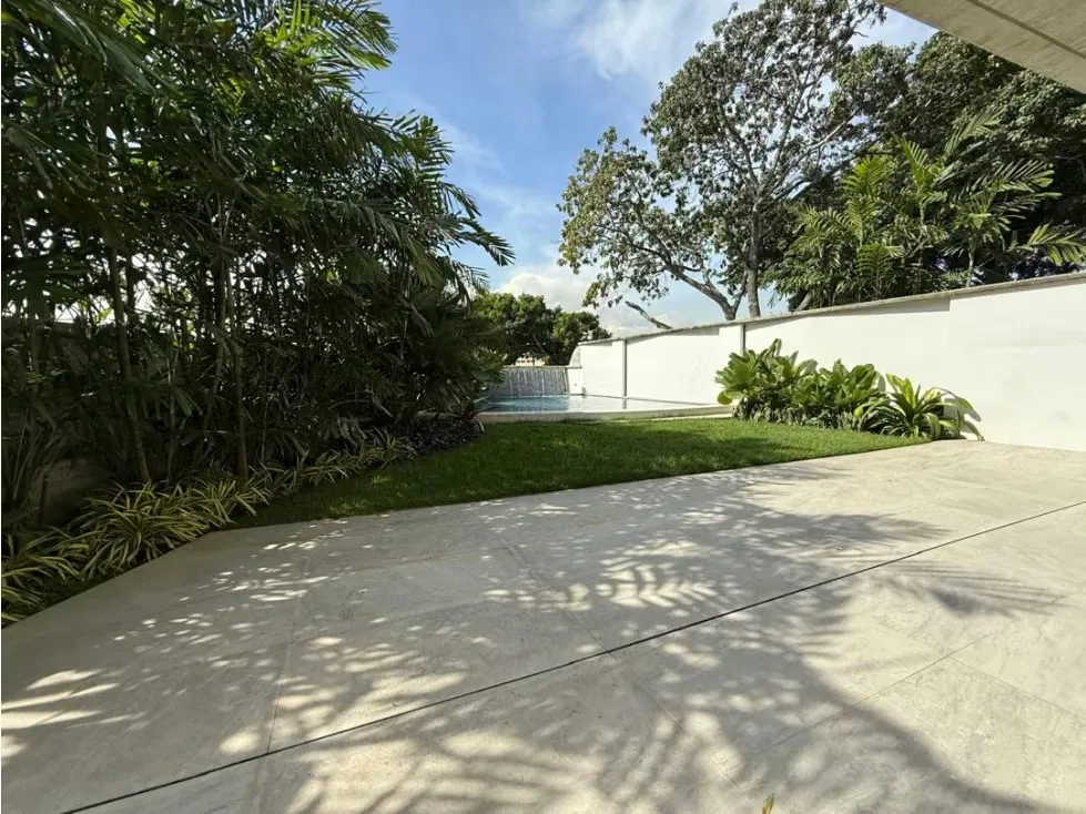 Se Vende PB 709m² 3h+2s/6b+2s/5e Altamira - 11