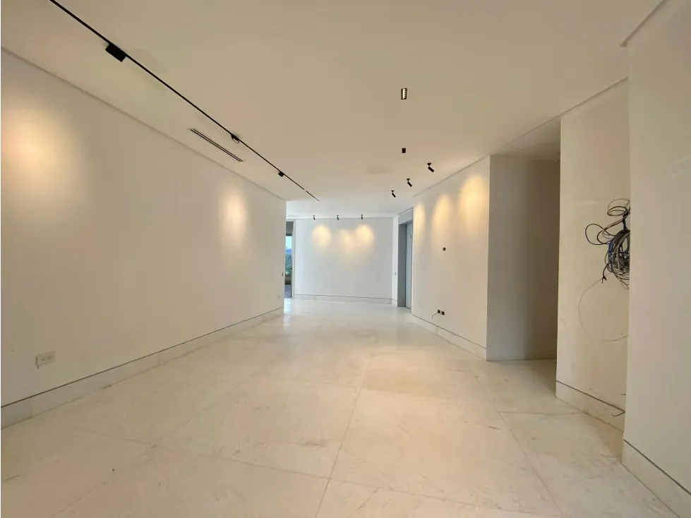Se Vende PB 709m² 3h+2s/6b+2s/5e Altamira - 21