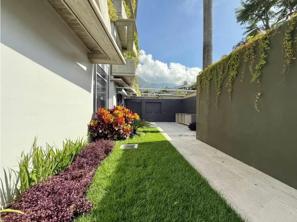 Se Vende PB 709m² 3h+2s/6b+2s/5e Altamira - 6