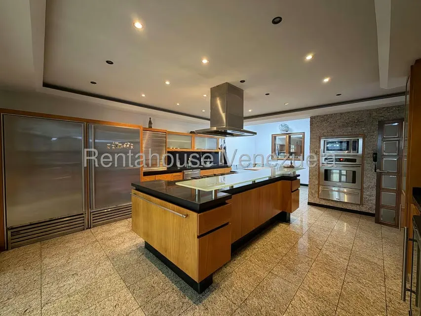 Casa (Multipes Niveles) en Alquiler en El Marques, Distrito Metropolitano - 23