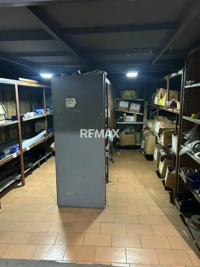 EN VENTA LOCAL COMERCIAL EN EL CENTRO-OESTE - 6