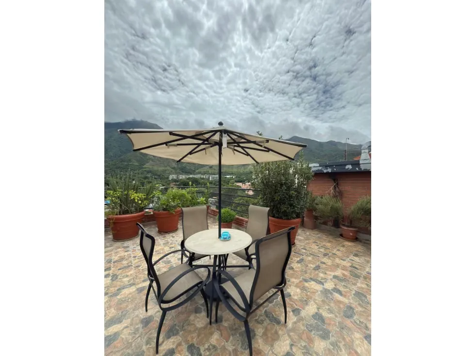 SE VENDE O ALQUILA PENTHOUSE DUPLEX EN LOS CHORROS - 12